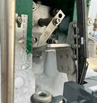 Magnet damage caused by ice buildup on a 16-inch control valve